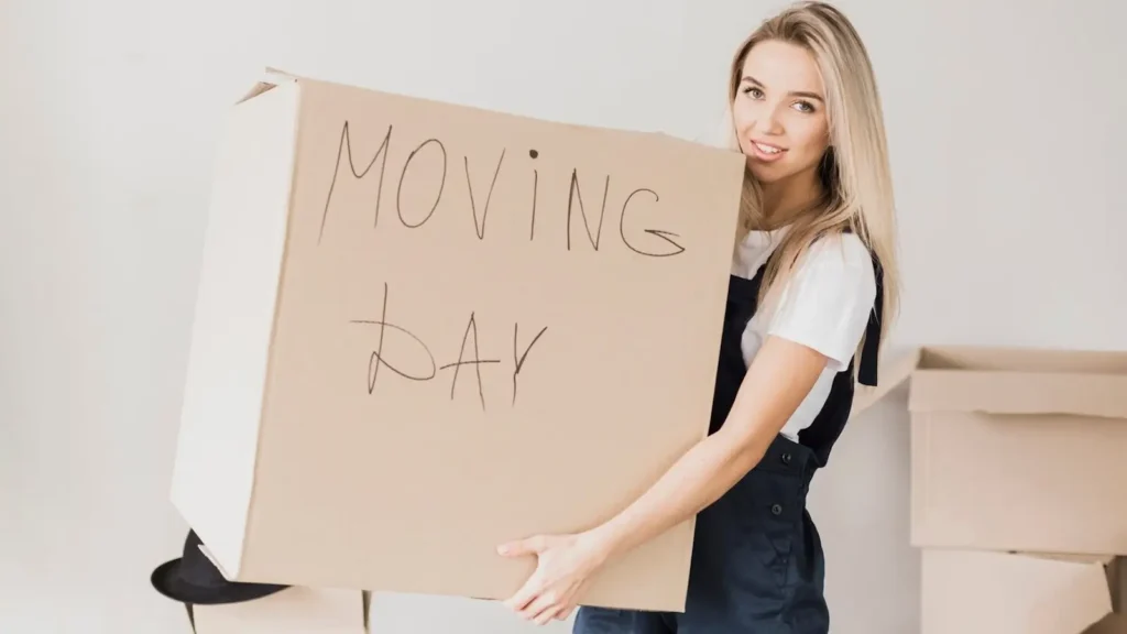 Essential Tips for Making Your Move a Breeze in UAE
